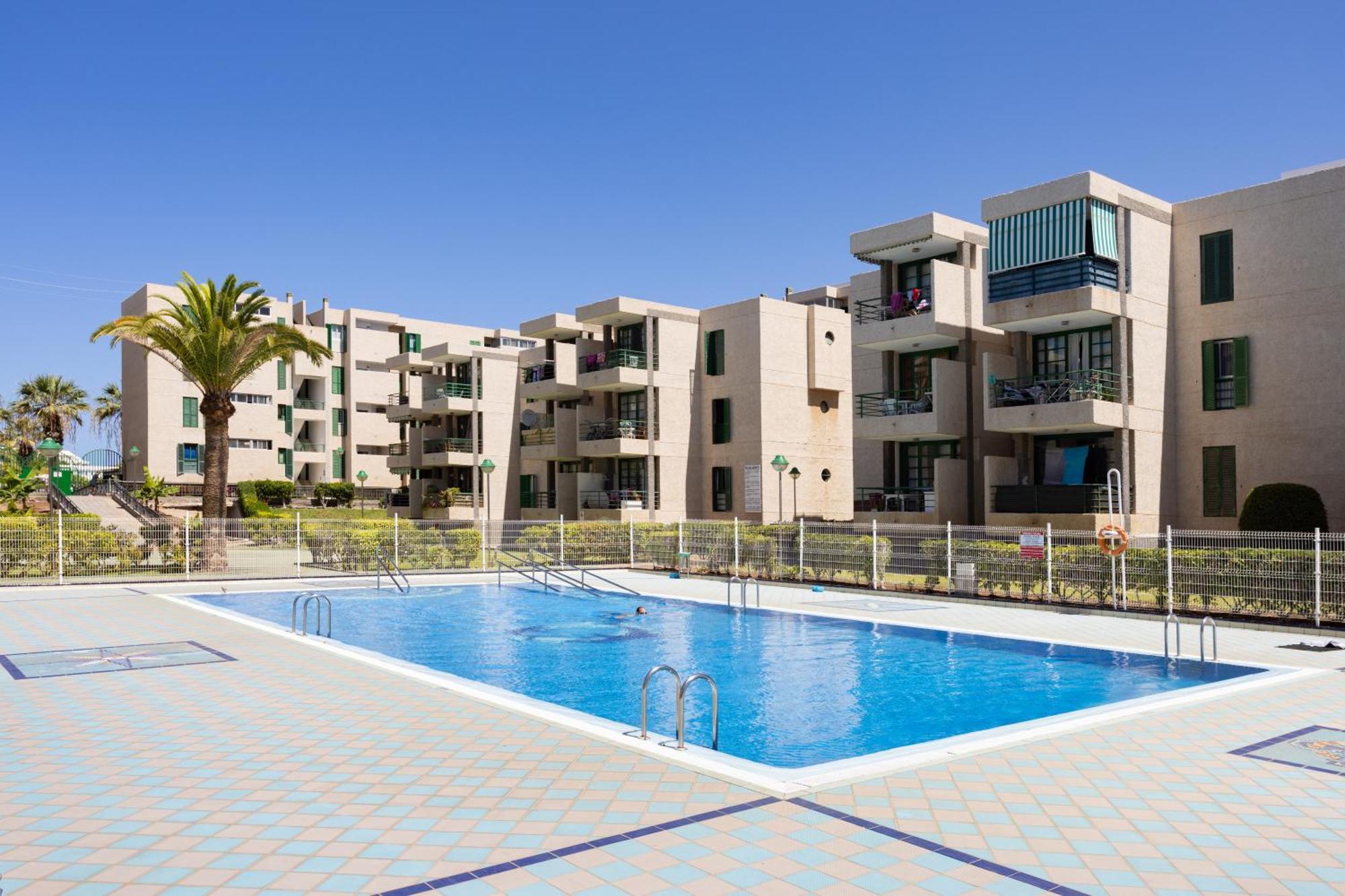 Classbnb - Three Spacious Apartments 150M From The Las Americas Promenade Arona  Eksteriør bilde